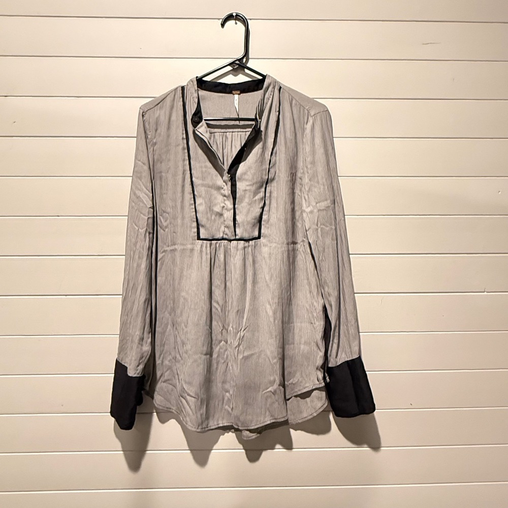 Free‎ People Striped Tunic Blouse Womens M Gray Black Contrast Cuff Pleated Back